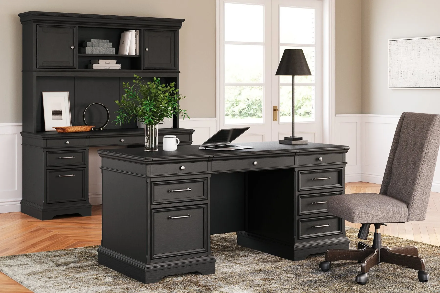 Beckincreek Home Office Credenza with Hutch