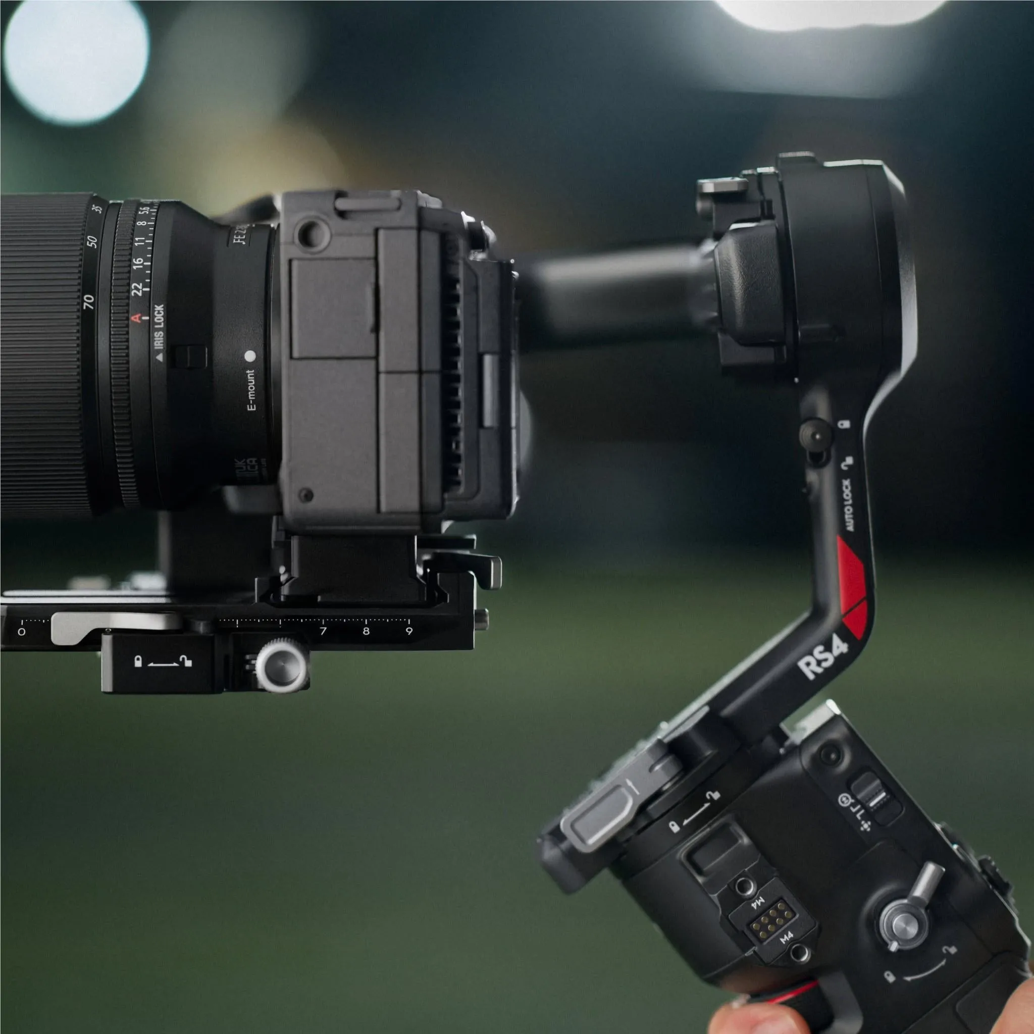 DJI RS4 Gimbal Combo with Efficient Lens Control