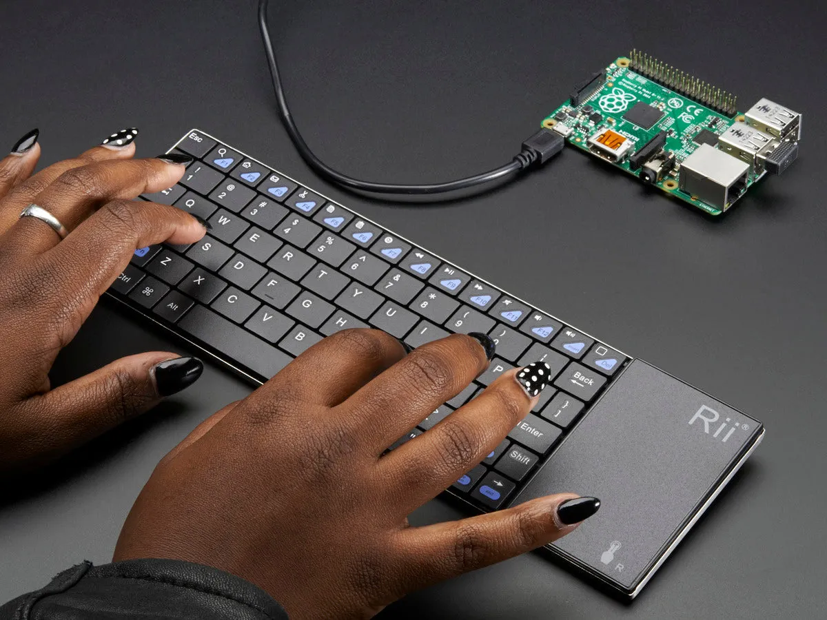 Full Size Wireless Keyboard with Trackpad