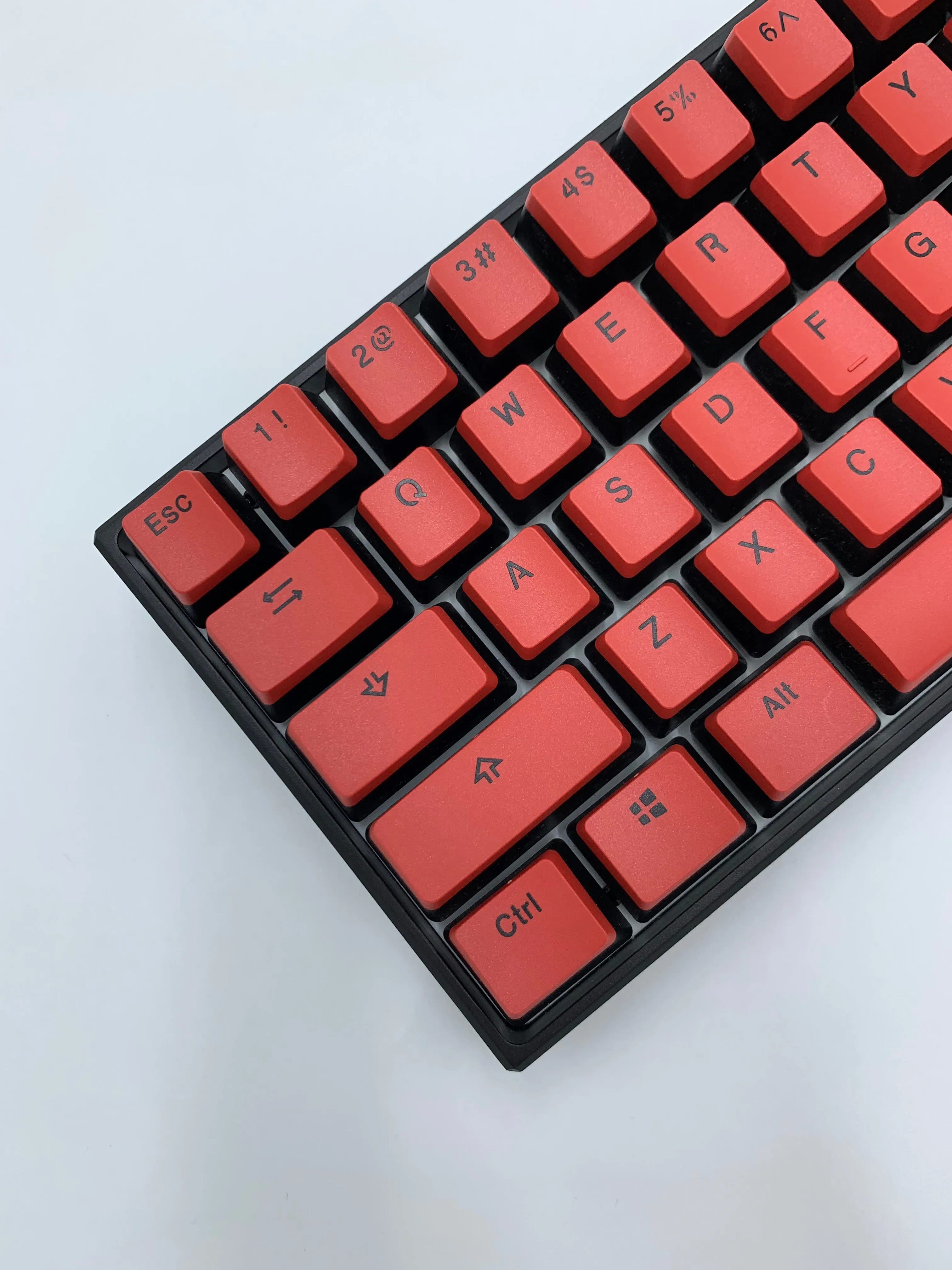 Hayabusa 60% Keyboard - Slayer Pudding (Red & Black)