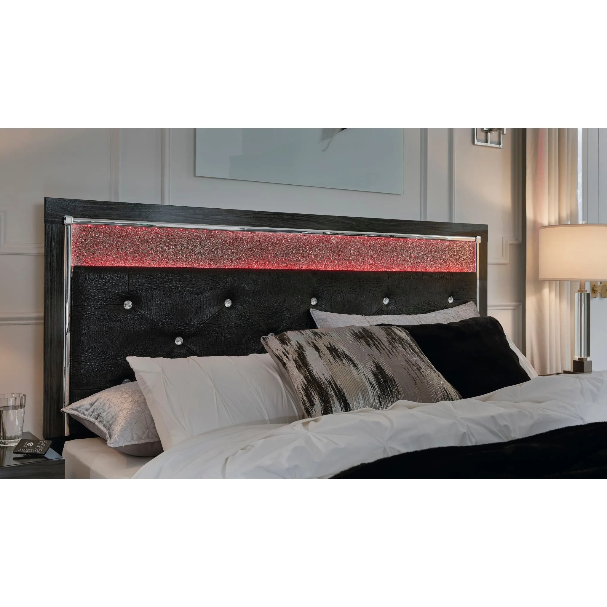 Kaydell Panel Bed