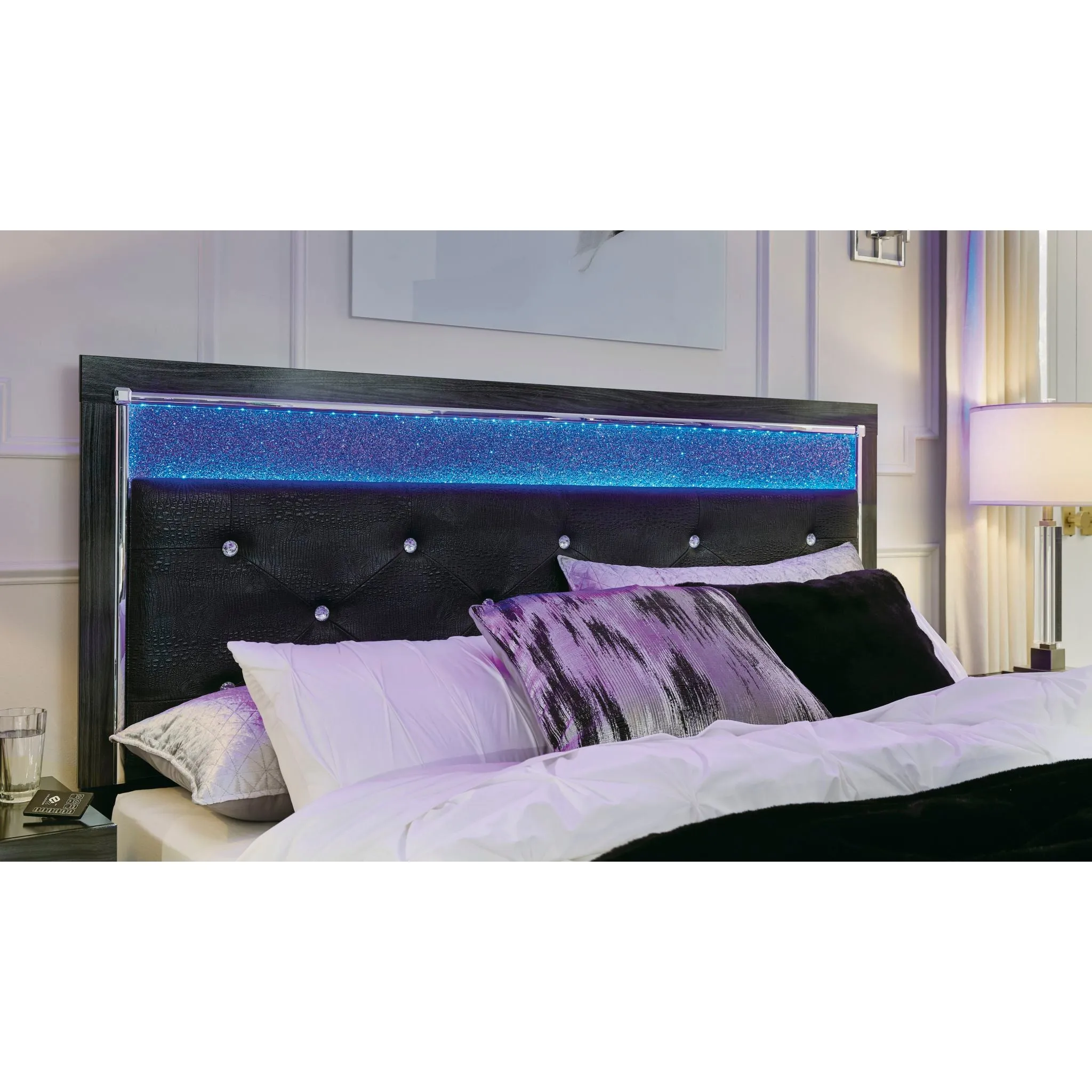 Kaydell Panel Bed