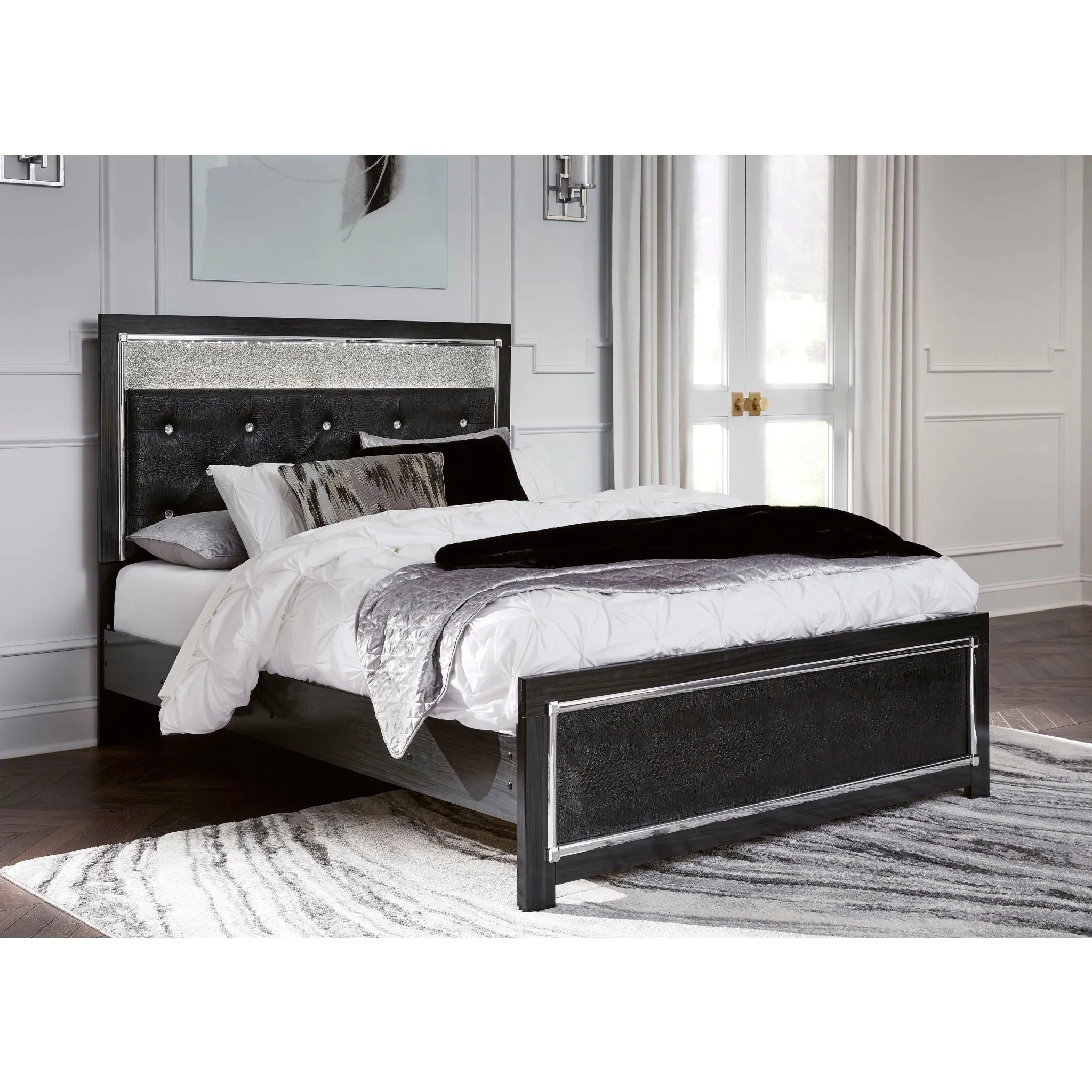 Kaydell Panel Bed