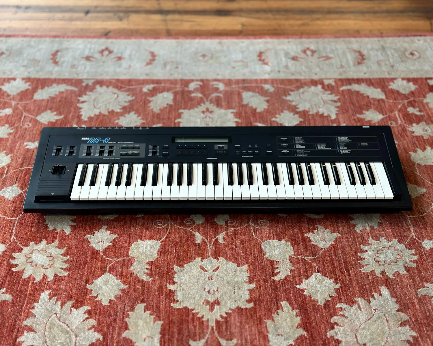 KORG DS-8 Digital FM Synthesizer - 100V