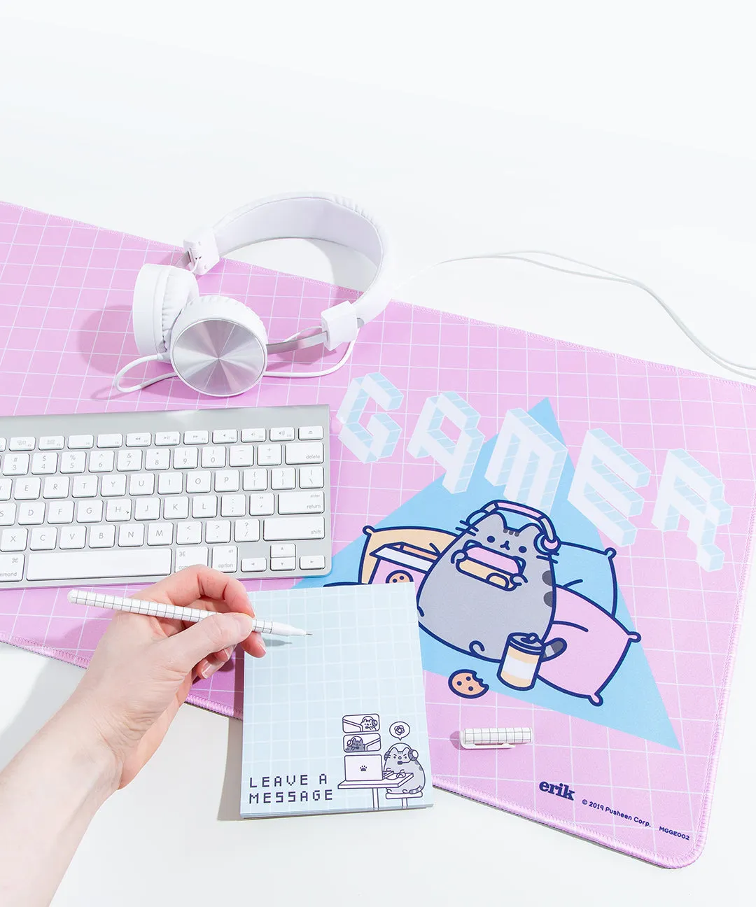 Pusheen Gaming Desk Mat