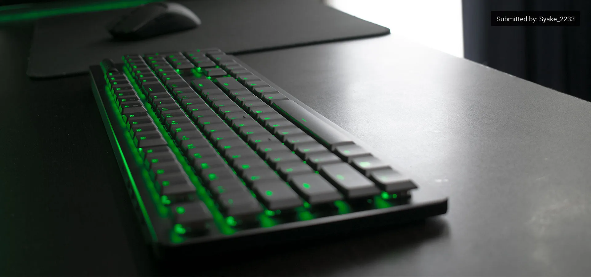 Razer DeathStalker V2 - Linear Red Switch (RZ03-04500100-R3M1)