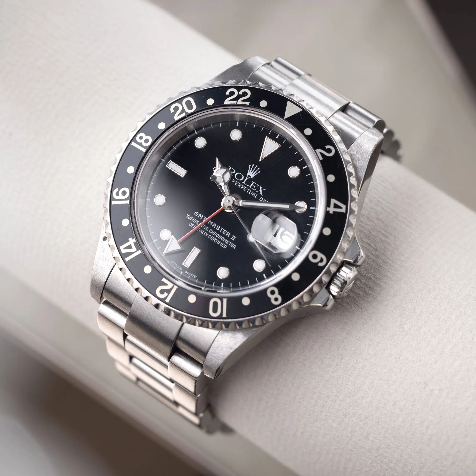 Rolex GMT-Master 2 16710 Black Serif Bezel SWISS MADE Dial