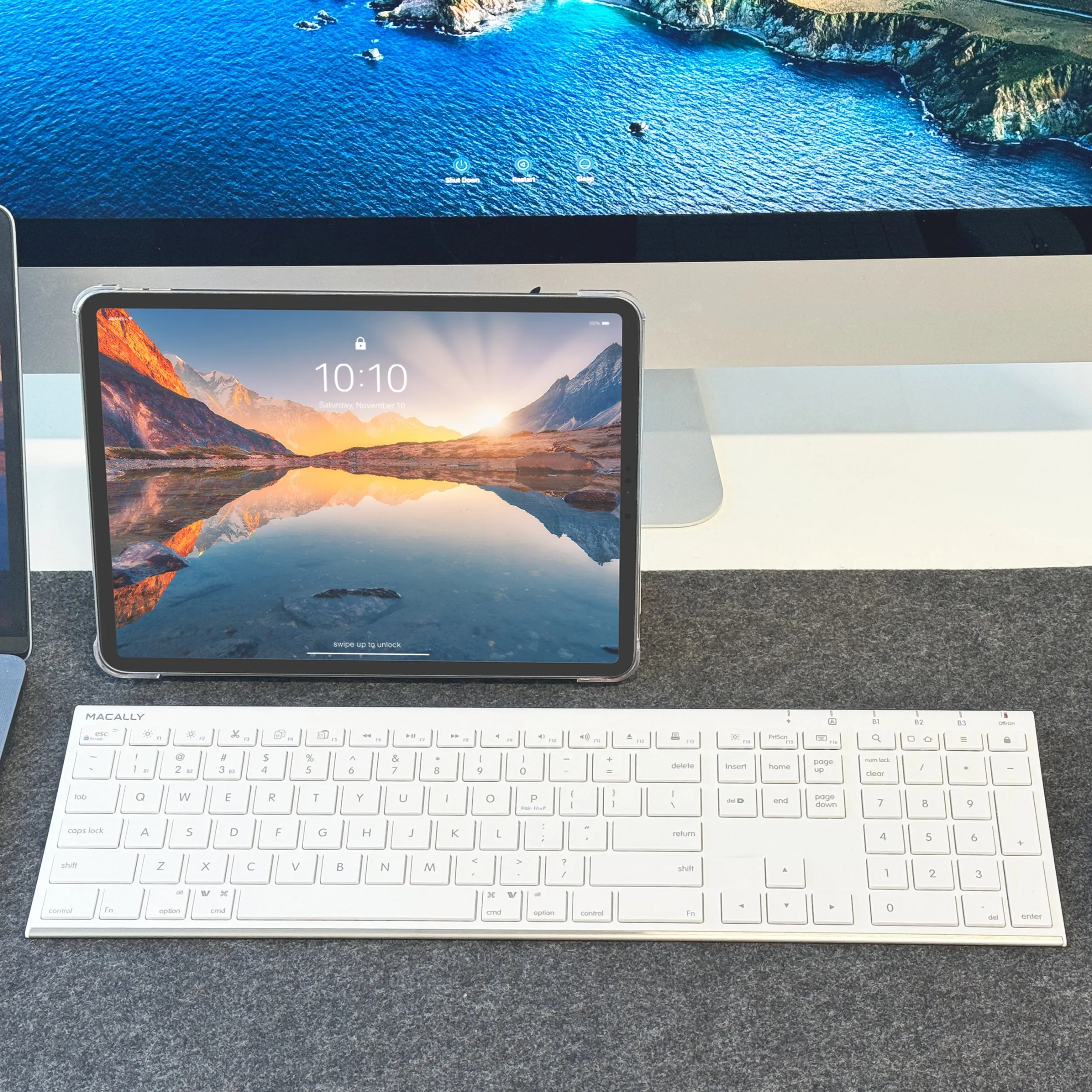 The Everyday Bluetooth Keyboard for Mac (White)