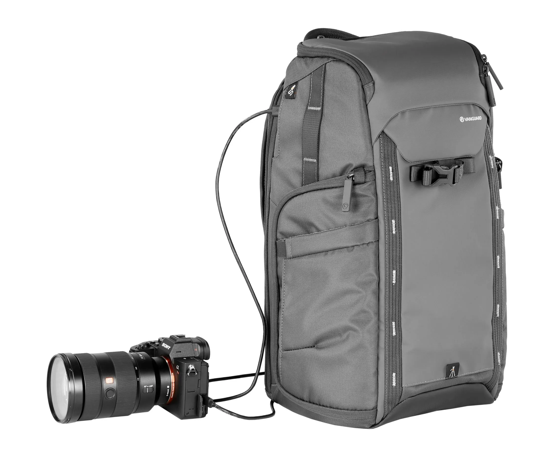 VEO Adaptor R48 Black Camera Backpack w/ USB Port - Rear Access