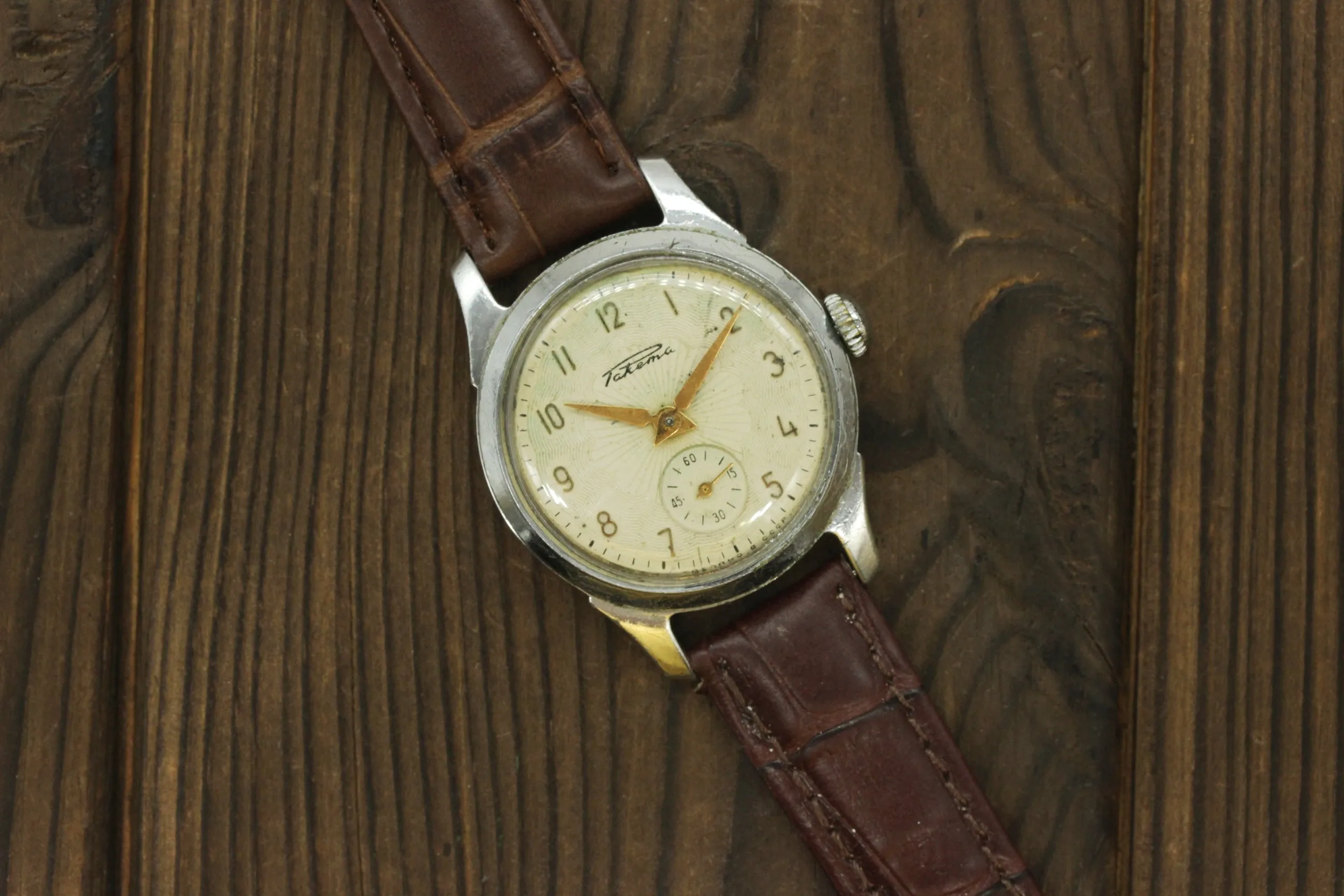 Vintage early RAKETA cal.2603 Soviet dress watch, collectible wristwatch