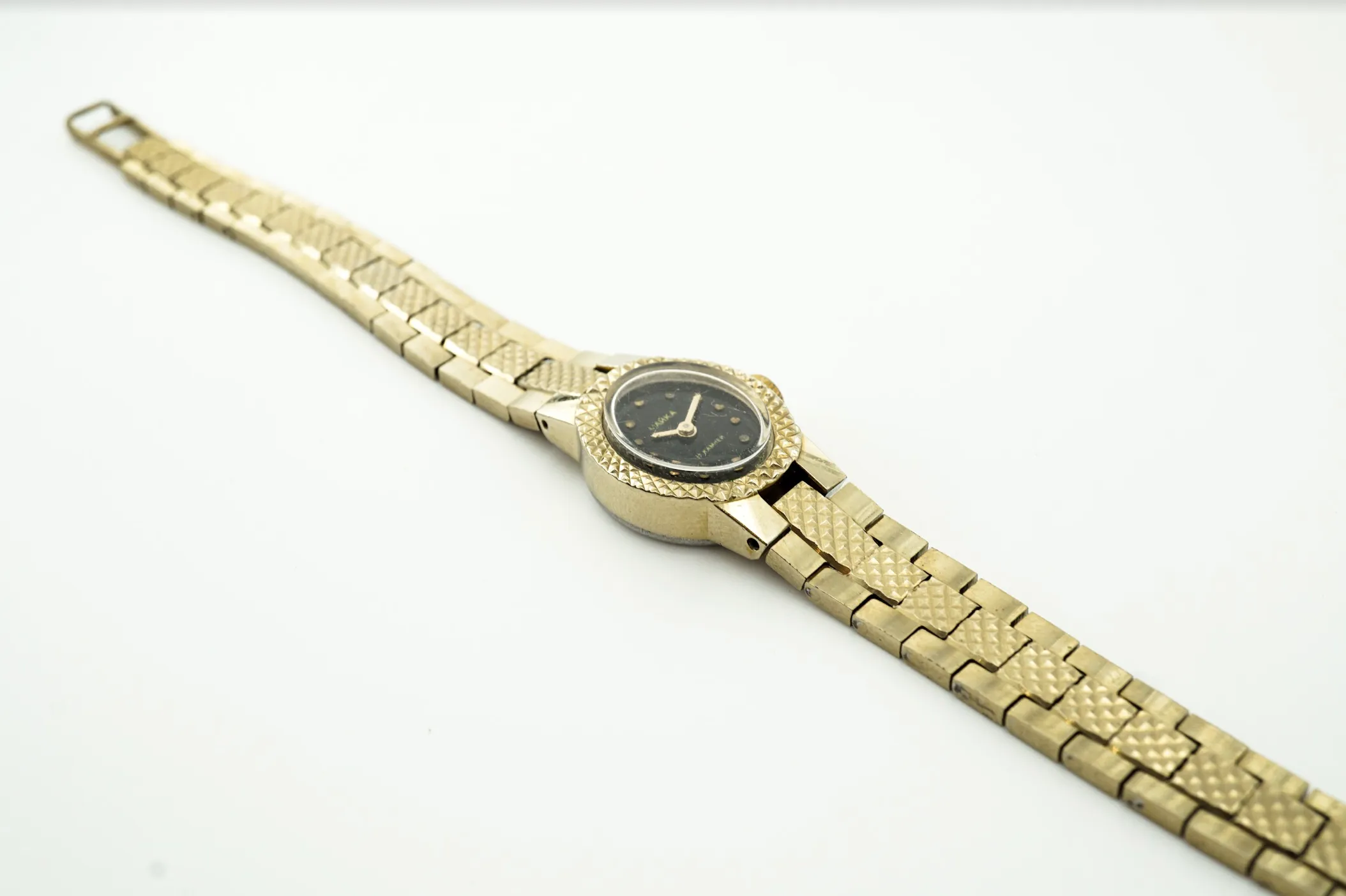 Vintage Soviet ladies watch Chaika, cocktail wristwatch